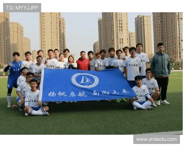 青春竞技展风采凝聚力量共奋进校园赛场谱写荣光篇章